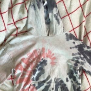Tie-dye art class, comfy hoodie
